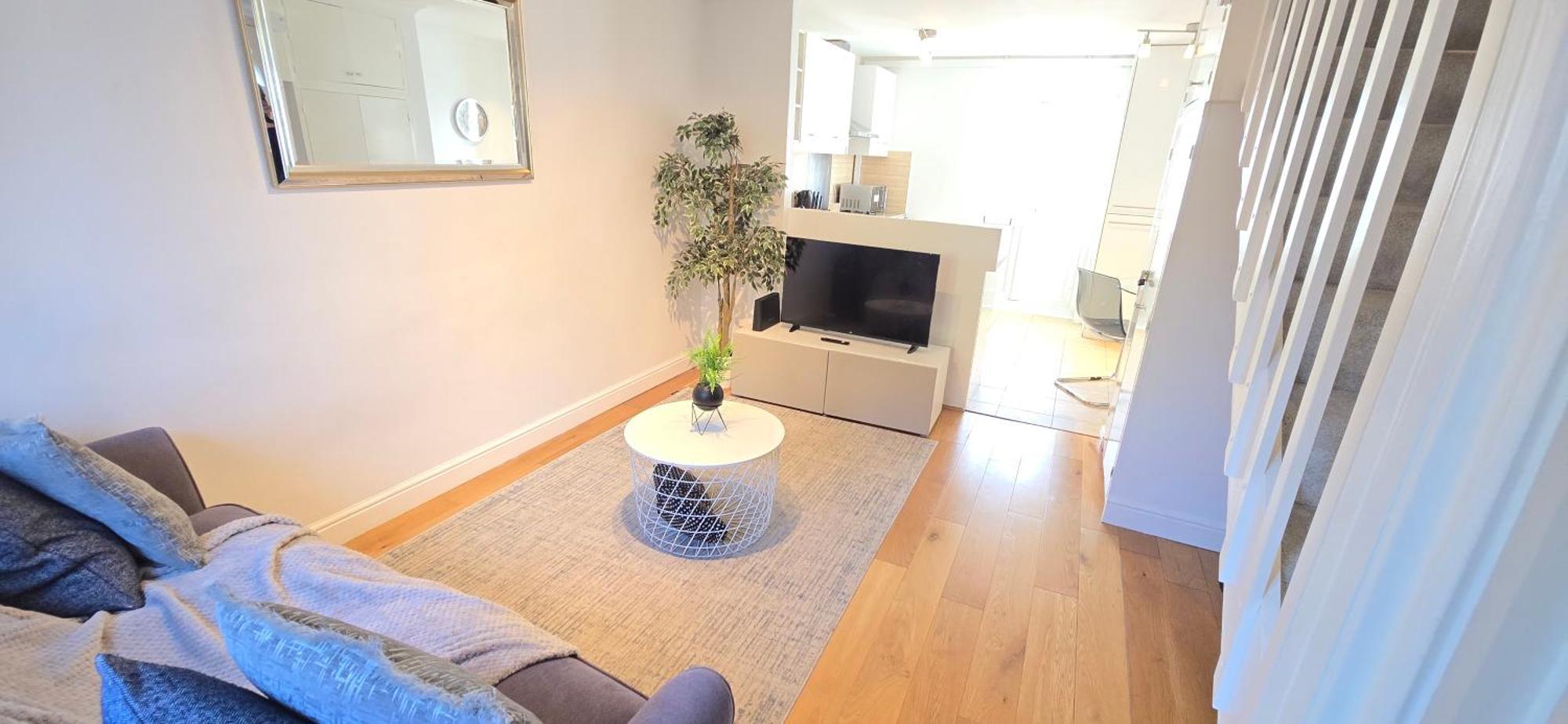 Ferienhaus 2 Bed House Near Canary Wharf London